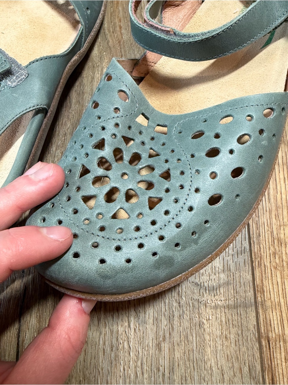 Naot Arataki Closed Toe Leather Slingback Sandals granola cottagecore Sea Green - Picture 11 of 15